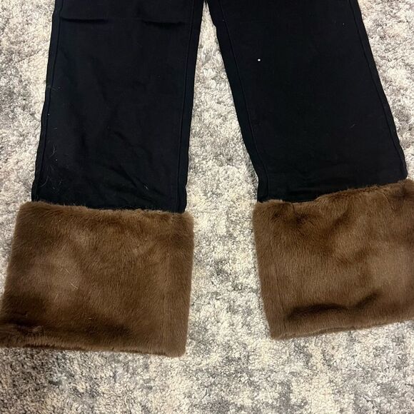 NWOT WeWoreWhat Women's black Straight leg Jeans with faux fur cuffs size 24 - Picture 10 of 15